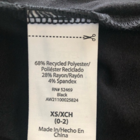 ATHLETIC WORKS Womens Tank Top XS 0-2 Graphics Black New - Picture 11 of 12